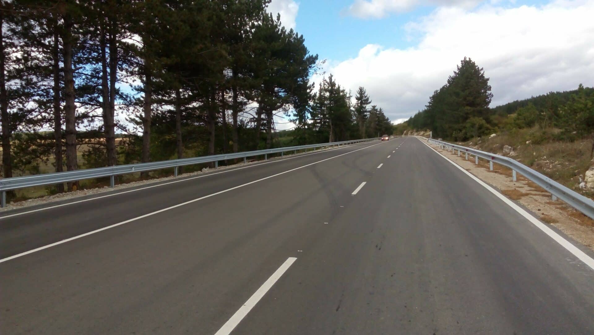 Strengthening of the republic road III-208 Provadia – Aytos, section from km 51+550 to km 73+320